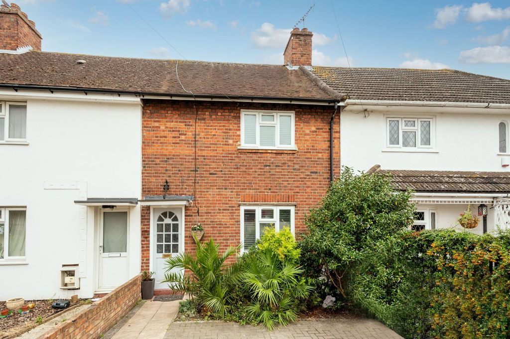 Property photo 2 of 9