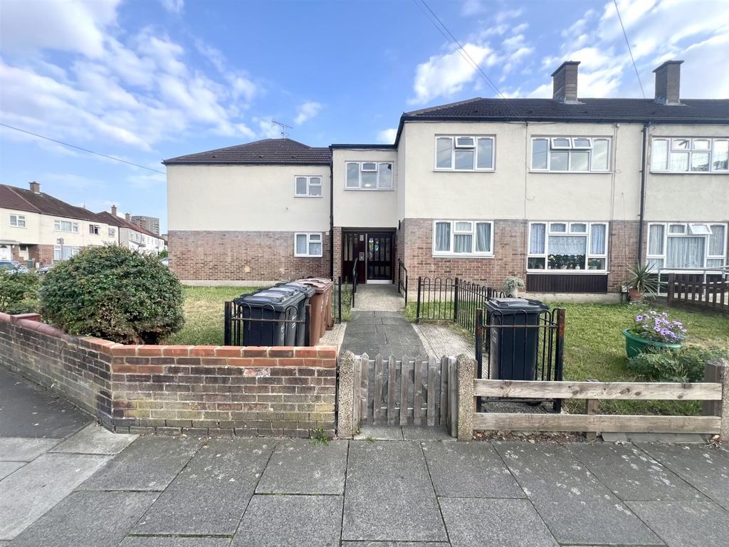 Property photo 1 of 11 Front 1.Jpg