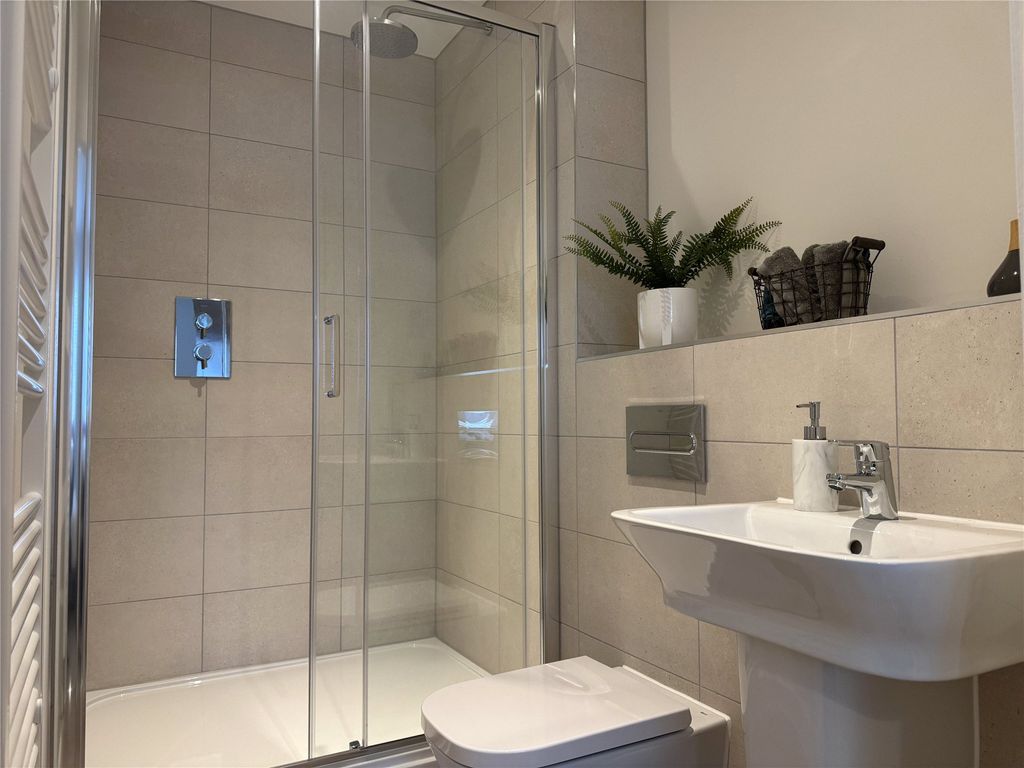 Property photo 3 of 5 Picture No. 02