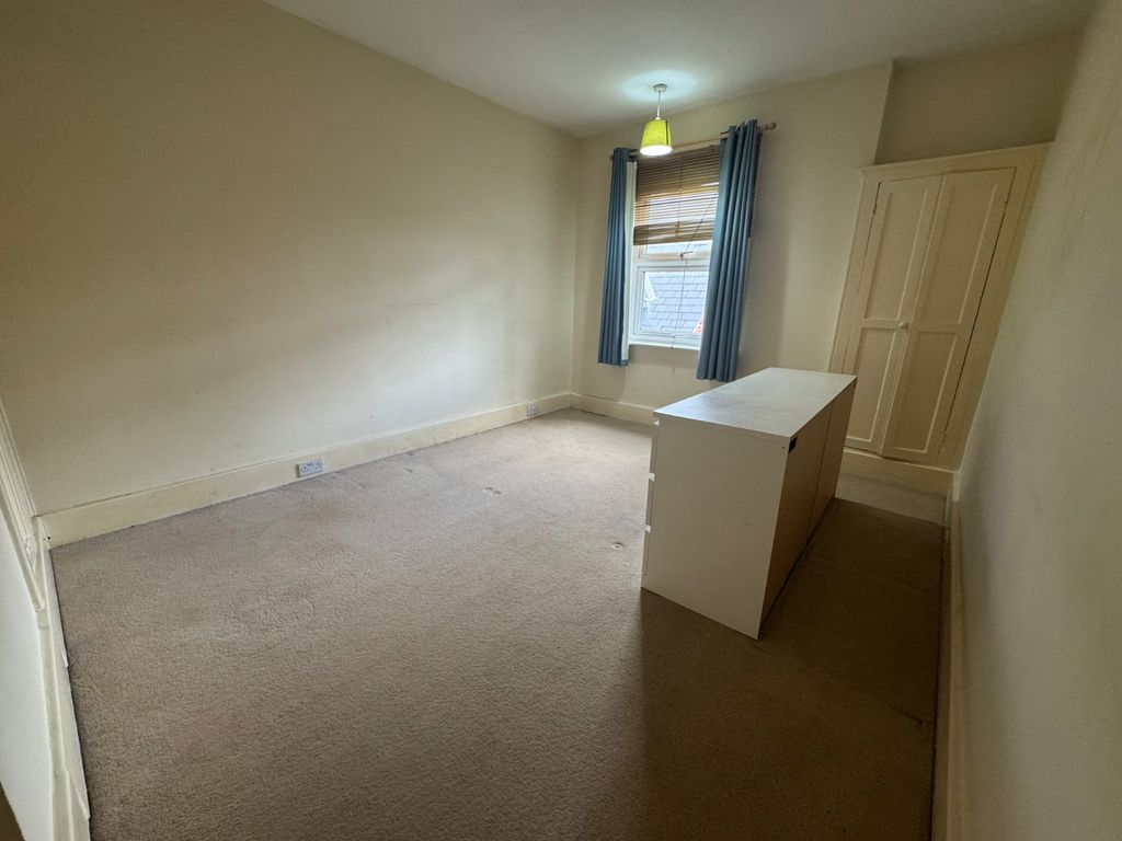 Property photo 3 of 5 Picture No. 05