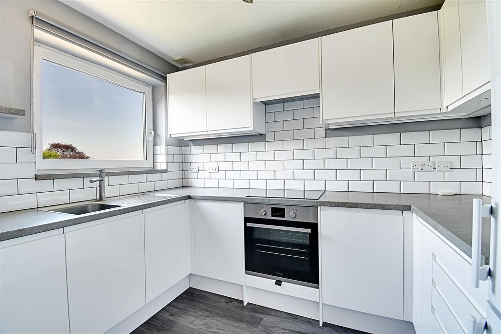 Property photo 2 of 22 Kitchen 1.Jpg