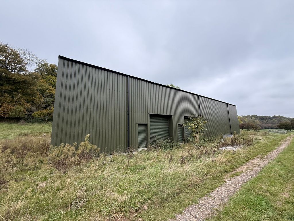 Property photo 1 of 5