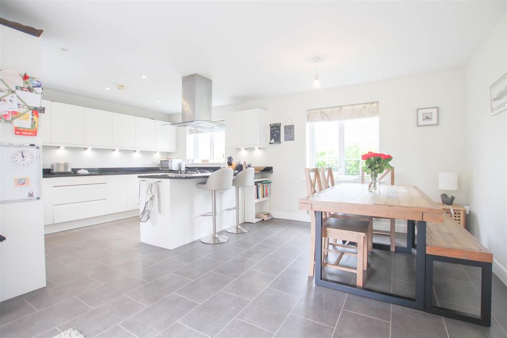 Property photo 3 of 20 Img_0644.Jpg