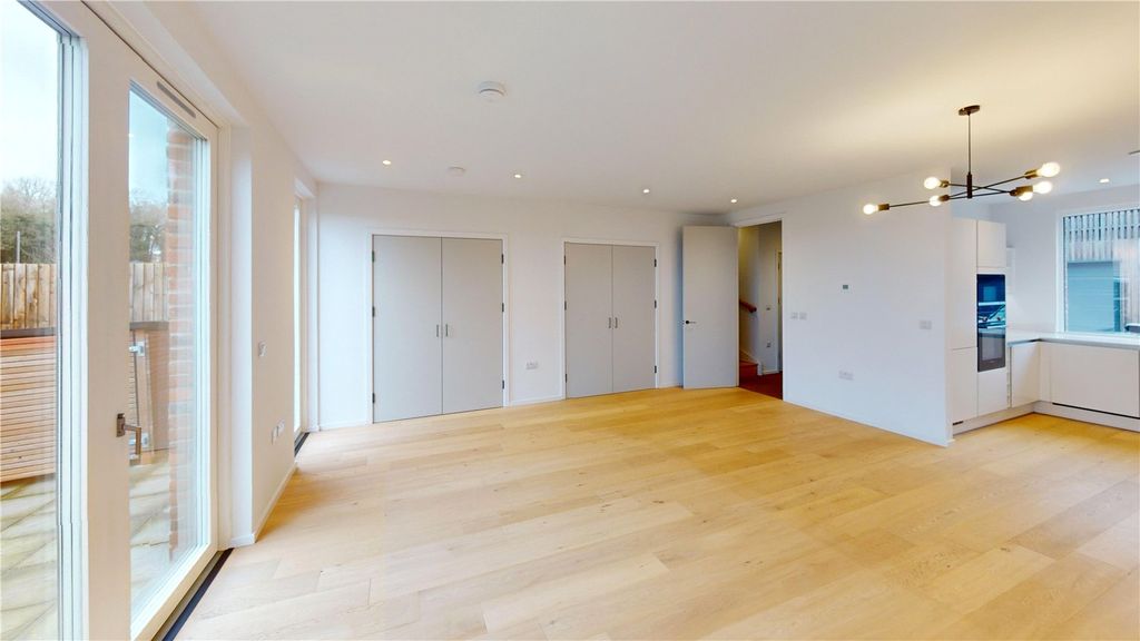 Property photo 3 of 12 Picture No. 03