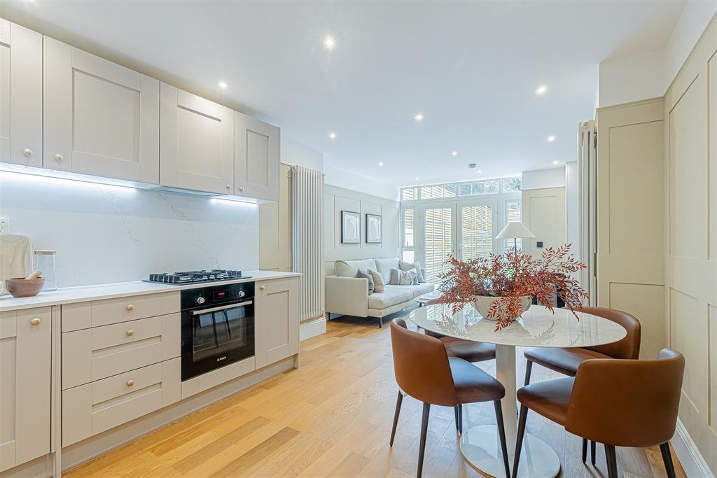 Property photo 3 of 31 Lordship Park (42).Jpg