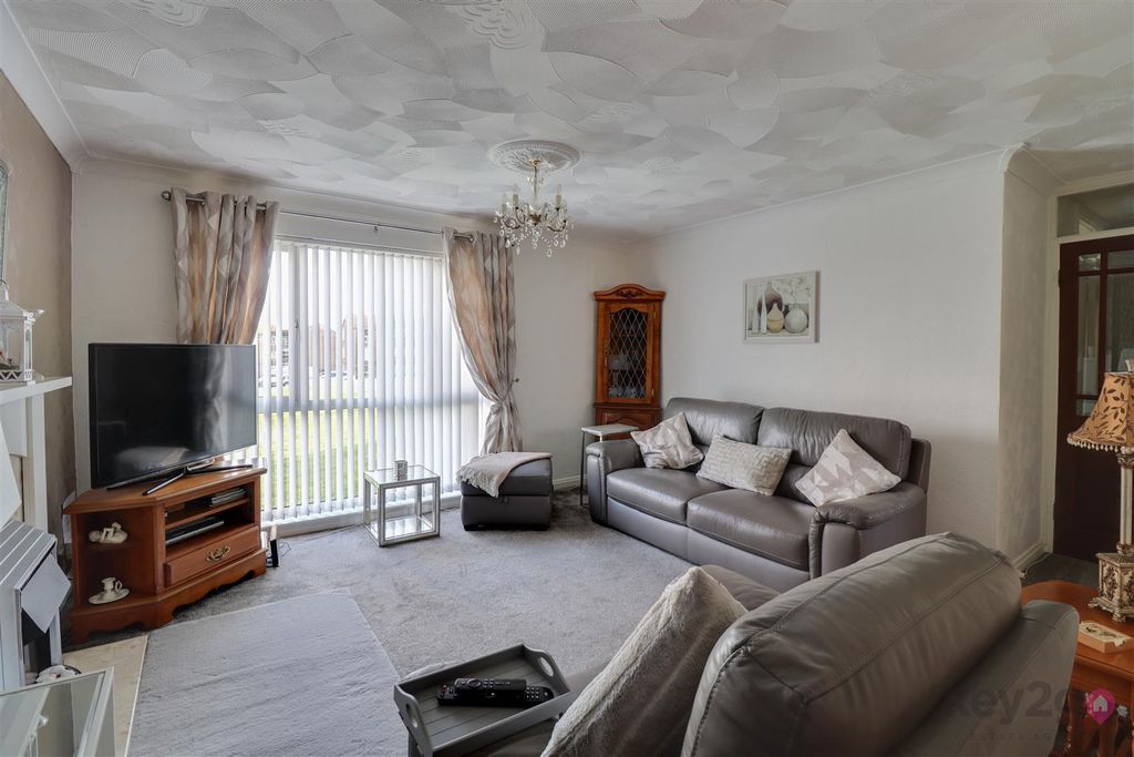 Property photo 3 of 19 Img_4100-Img_4102.Jpg