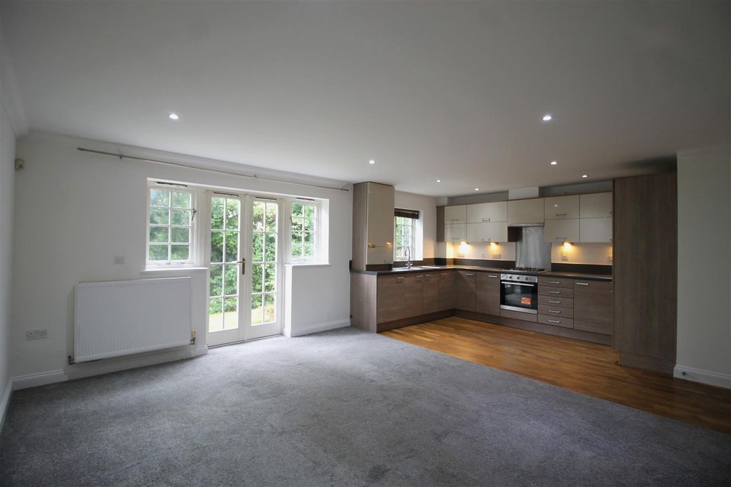 Property photo 3 of 10 Img_8718.Jpg