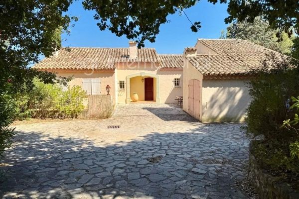 Property photo 3 of 5