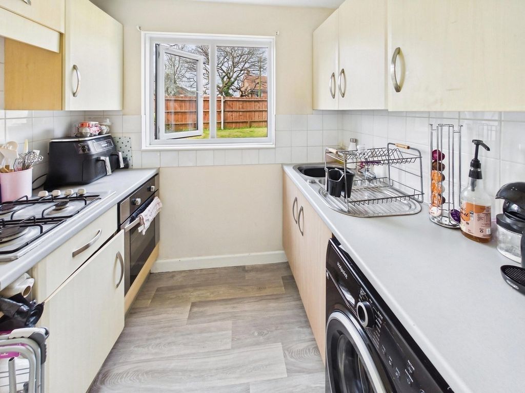 Property photo 3 of 6