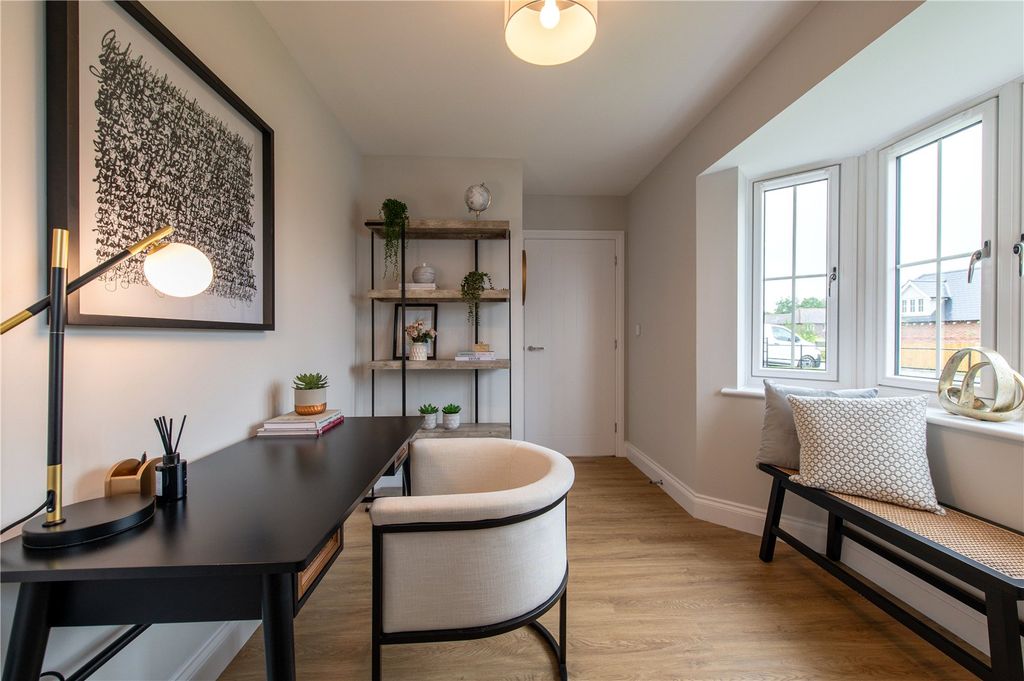 Property photo 3 of 11 Study