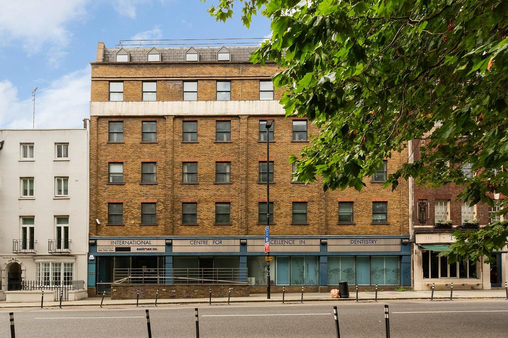 Property photo 1 of 6 123 Grays Inn Road 1.Jpg
