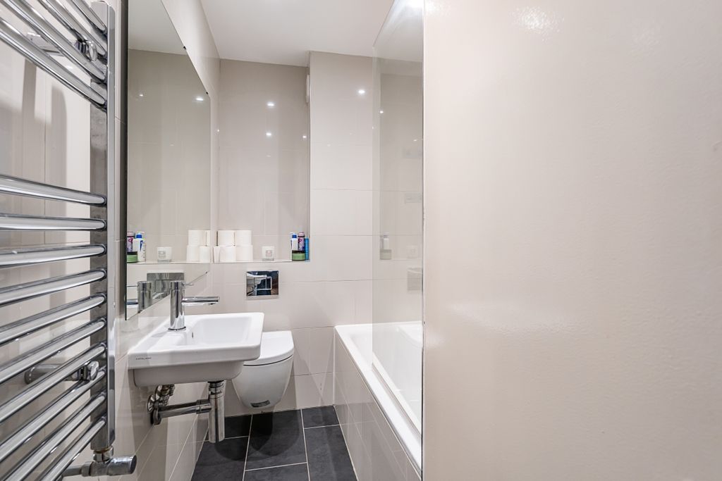 Property photo 3 of 16 3