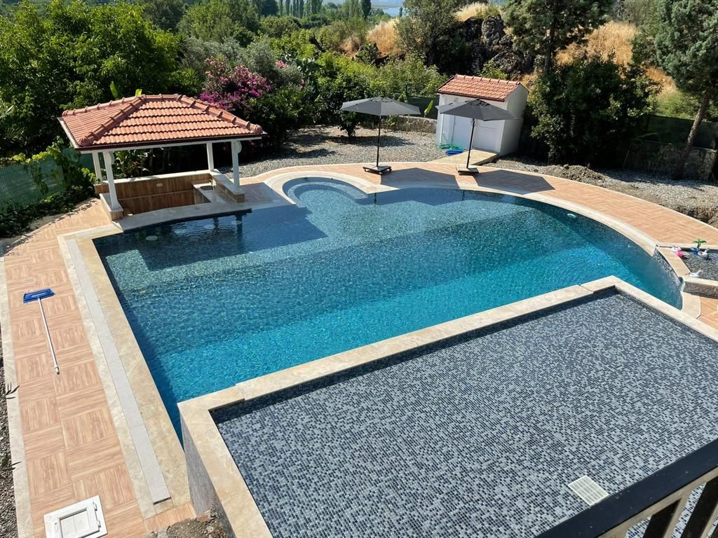 Property photo 2 of 21 Expansive Family Villa In Koycegiz, Dalyan-Pool View