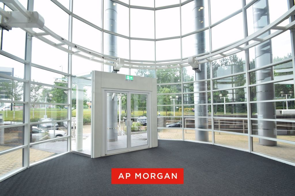 Property photo 3 of 12 Picture No. 18