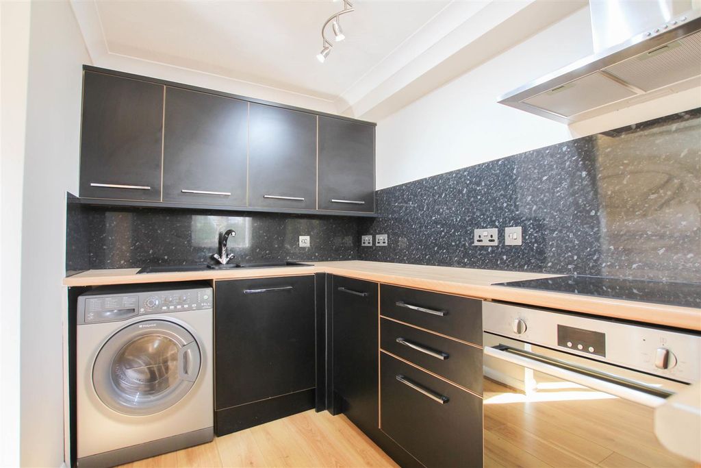 Property photo 3 of 15 Img_1265.Jpg