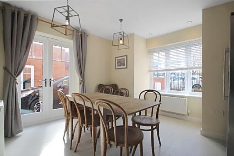 Property photo 2 of 8 Dining.Jpg