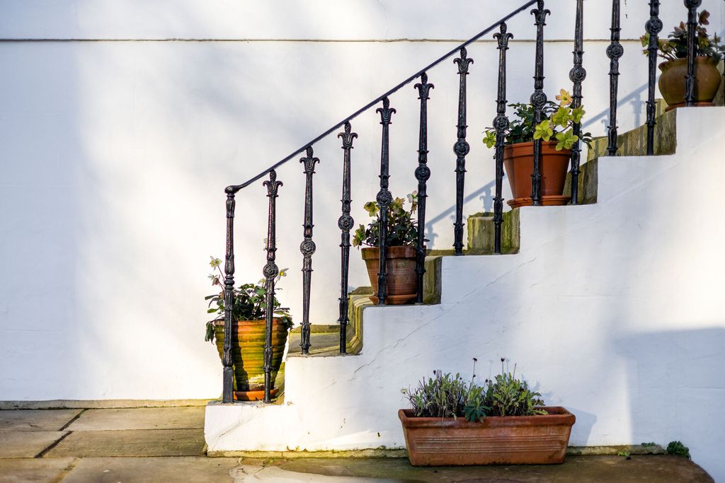 Property photo 3 of 30