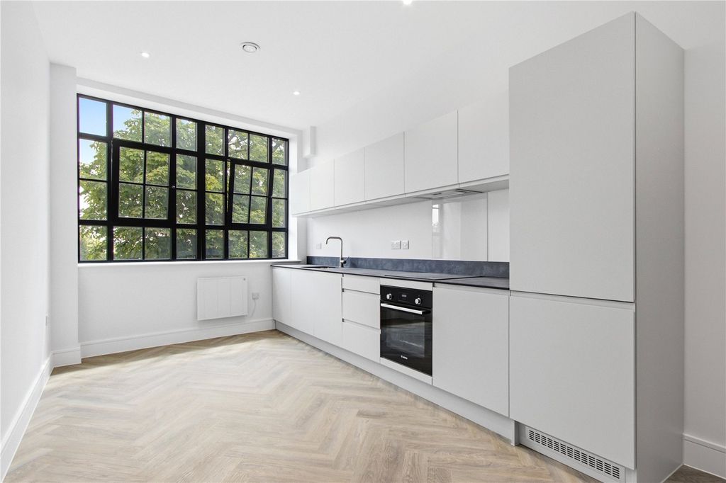 Property photo 1 of 13 Picture No. 01
