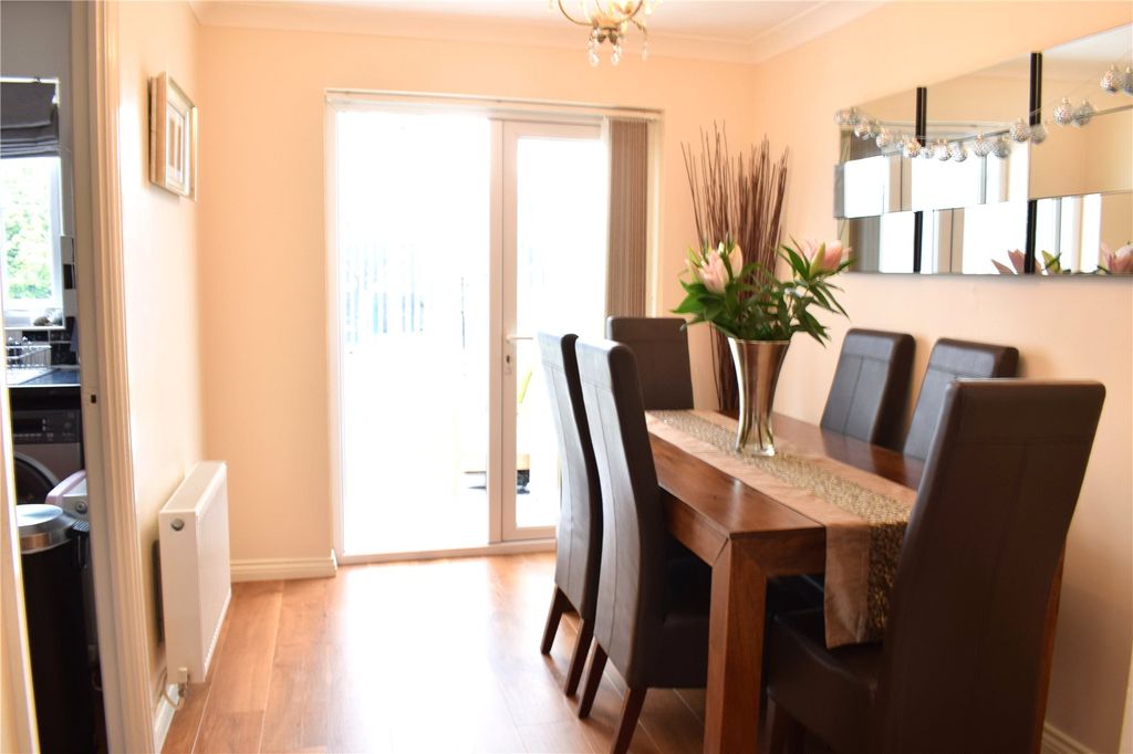 Property photo 3 of 14 Picture No. 06