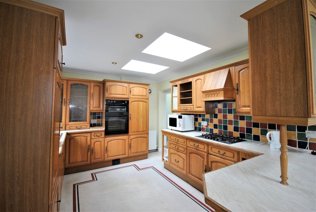 Property photo 3 of 16 _Dsc1017 (2)