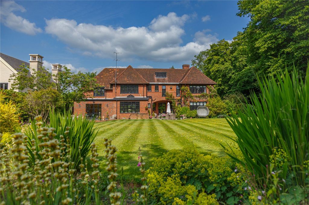 Property photo 1 of 40 Picture No. 34