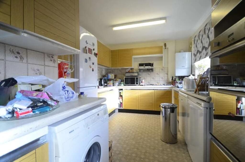 Property photo 3 of 3