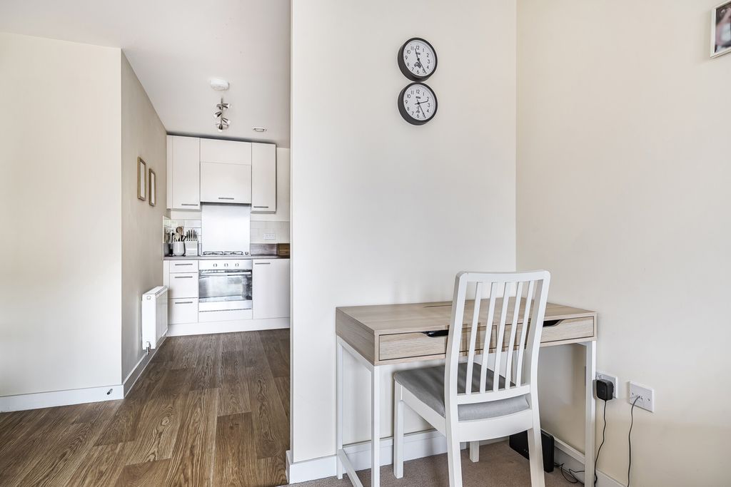 Property photo 3 of 19 Dining/Kitchen