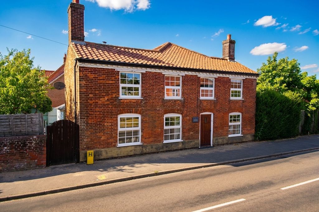 Property photo 1 of 28
