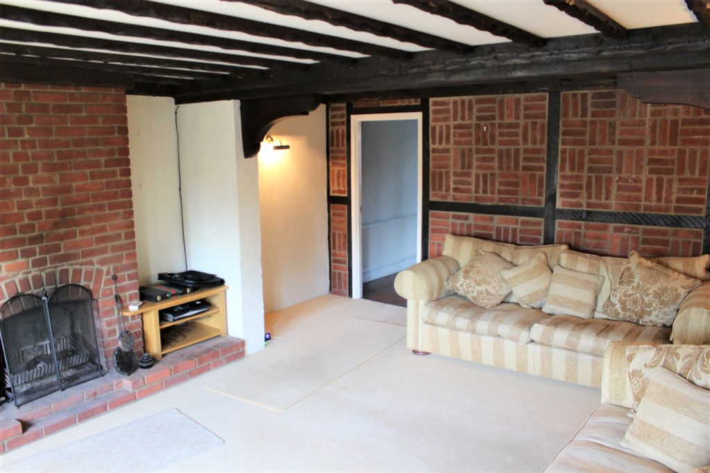 Property photo 3 of 14