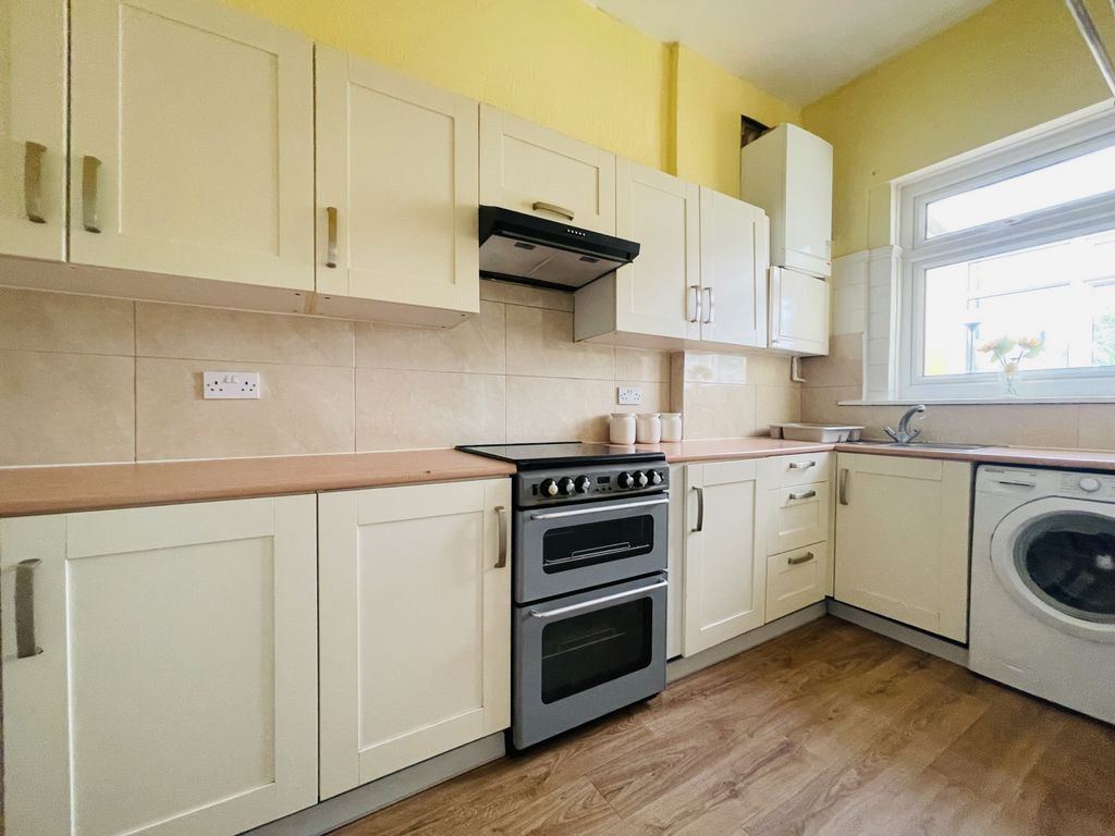 Property photo 3 of 13 Photo 10