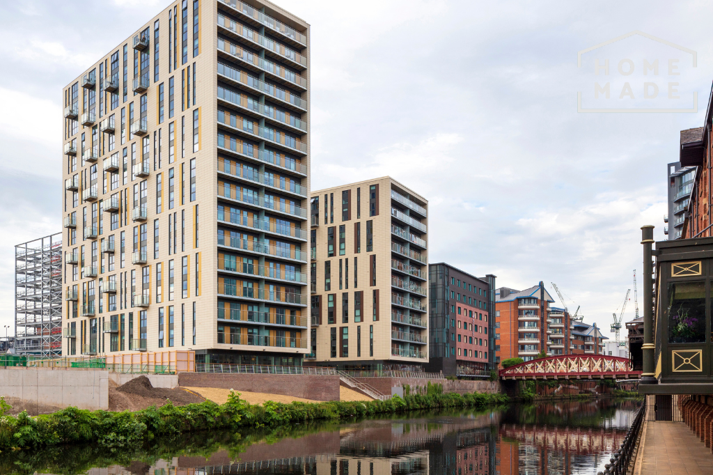 Property photo 2 of 31