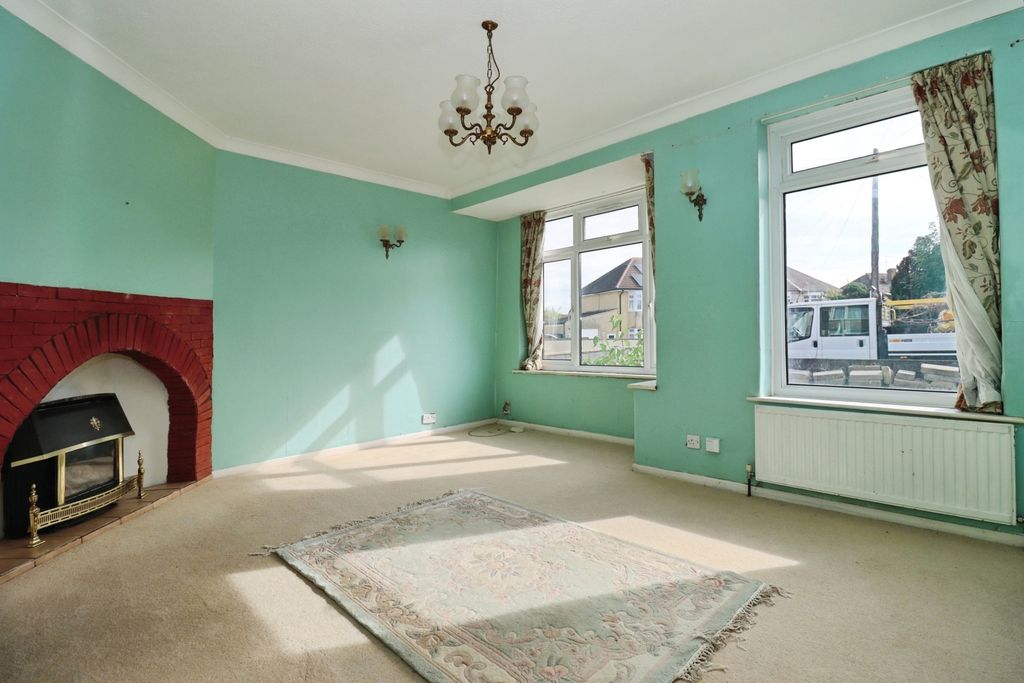 Property photo 2 of 18 Pbox-Img.Jpg