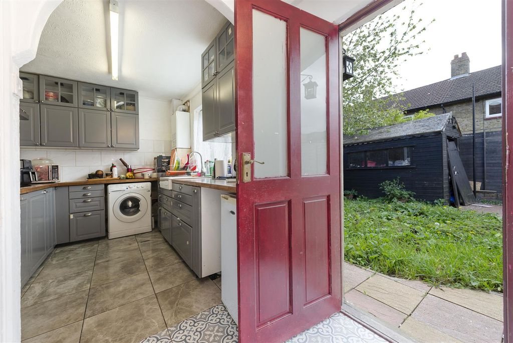 Property photo 3 of 15 54364-Hi-Res (8).Jpg