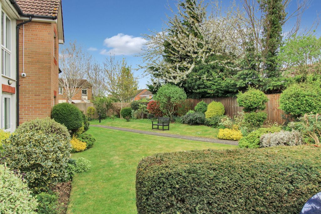 Property photo 2 of 16