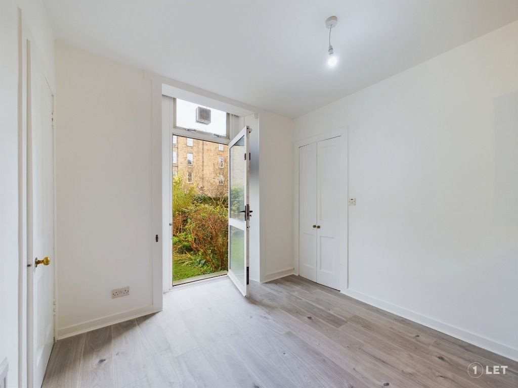 Property photo 3 of 17 Photo 3