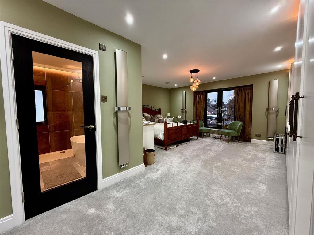 Property photo 3 of 30 Pic 7.Jpg