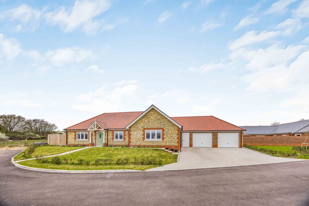 Property photo 1 of 19 Photo 1