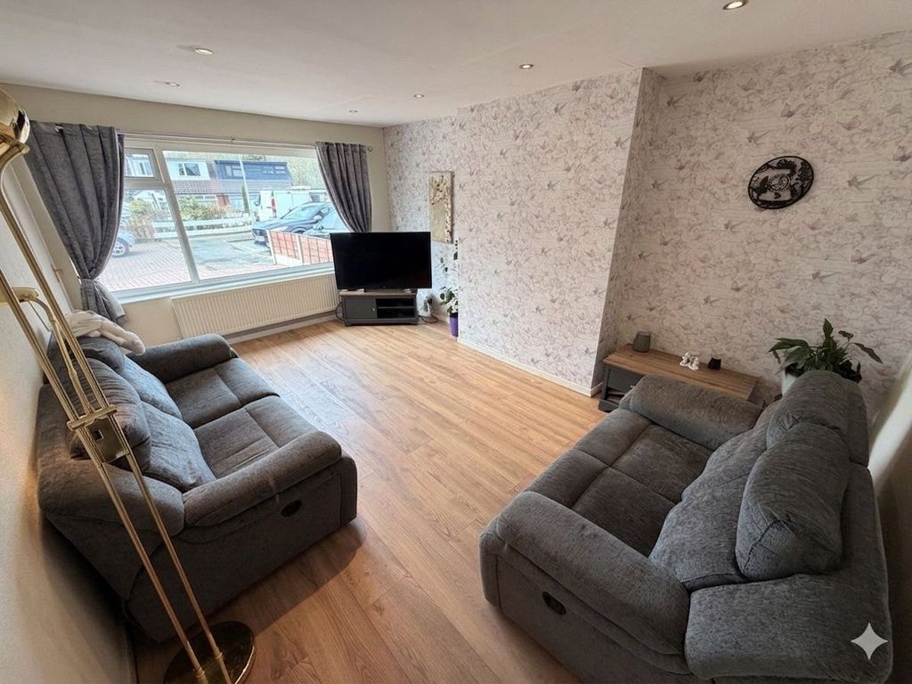 Property photo 2 of 20 Picture No. 01