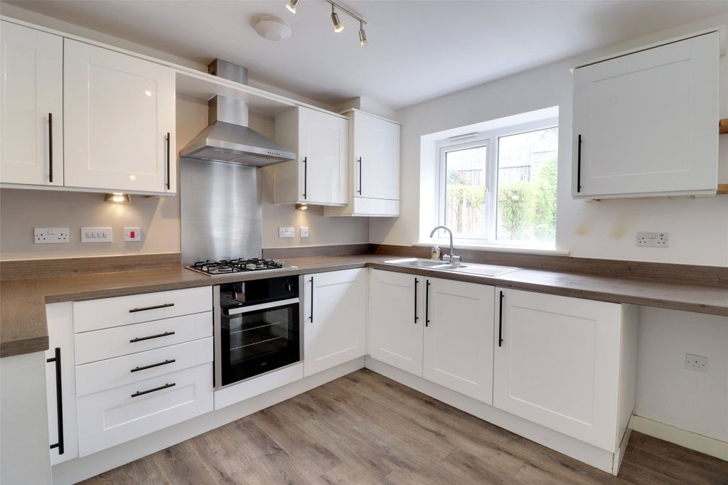 Property photo 2 of 14 Picture No. 02