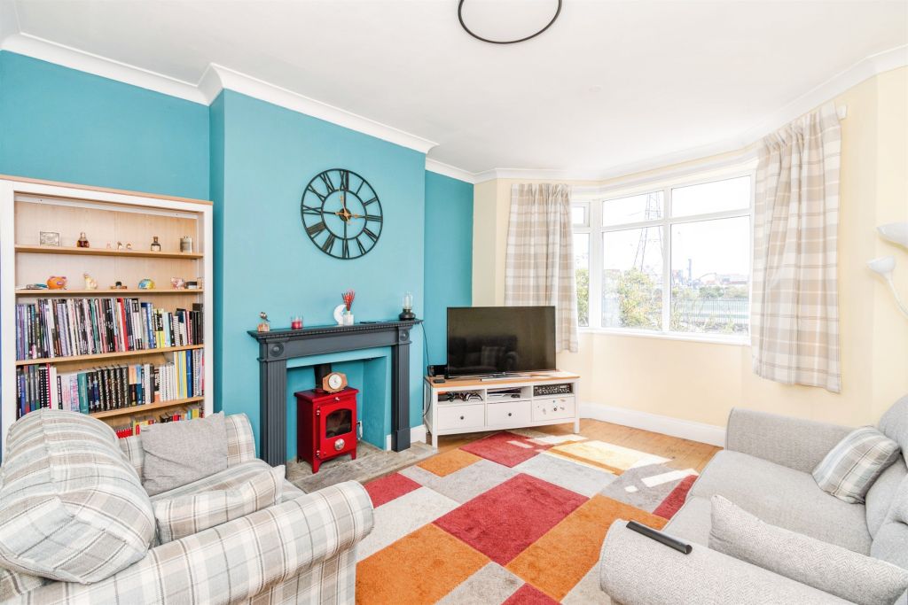 Property photo 2 of 19