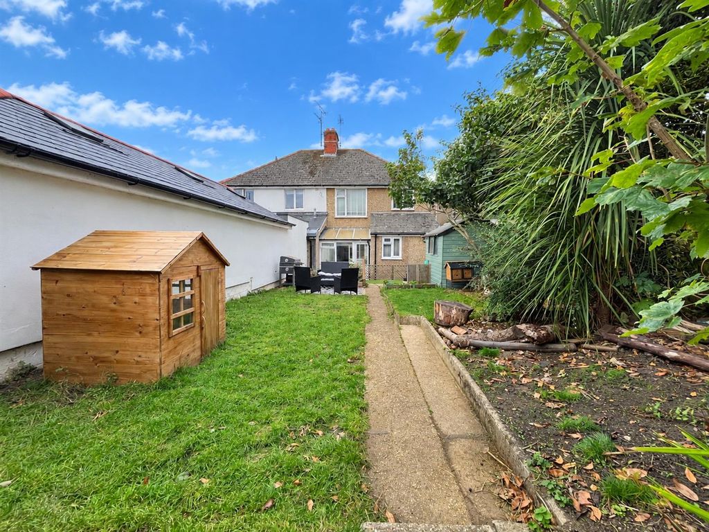 Property photo 2 of 21 G4.Jpg