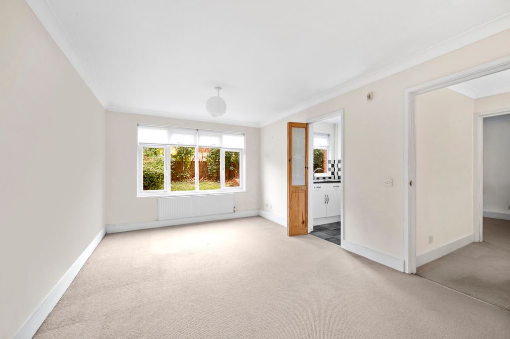 Property photo 1 of 8 Picture No. 10