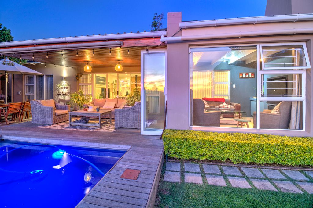 Property photo 1 of 73