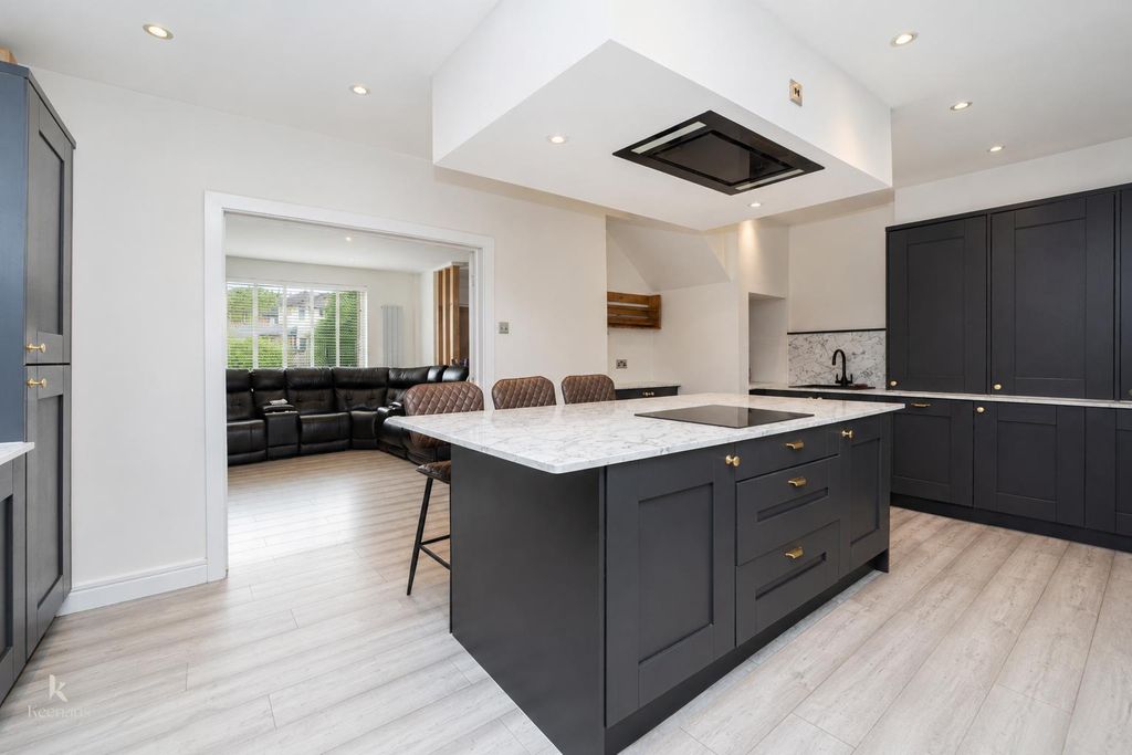 Property photo 1 of 33 1.Jpg