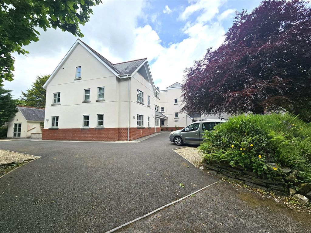 Property photo 1 of 16 Main Building.Jpg
