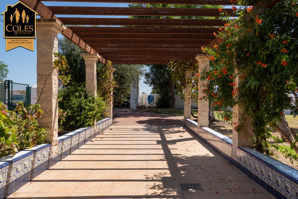 Property photo 3 of 71