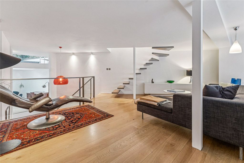 Property photo 2 of 12 Reception Room