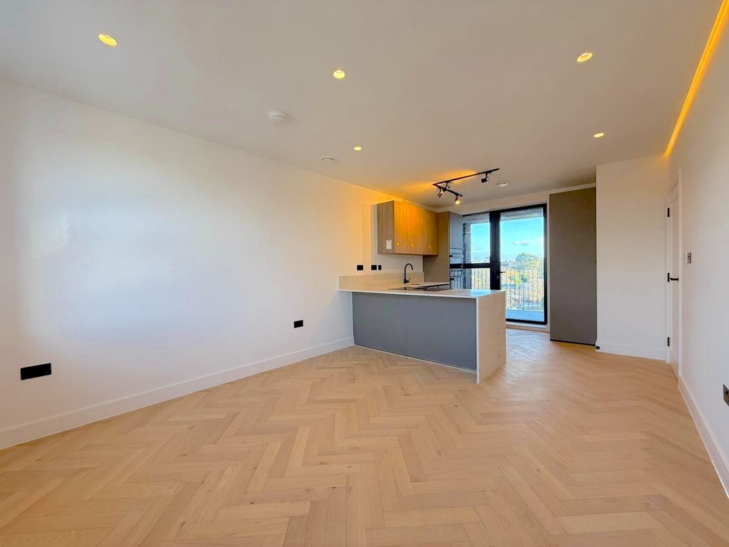 Property photo 3 of 7