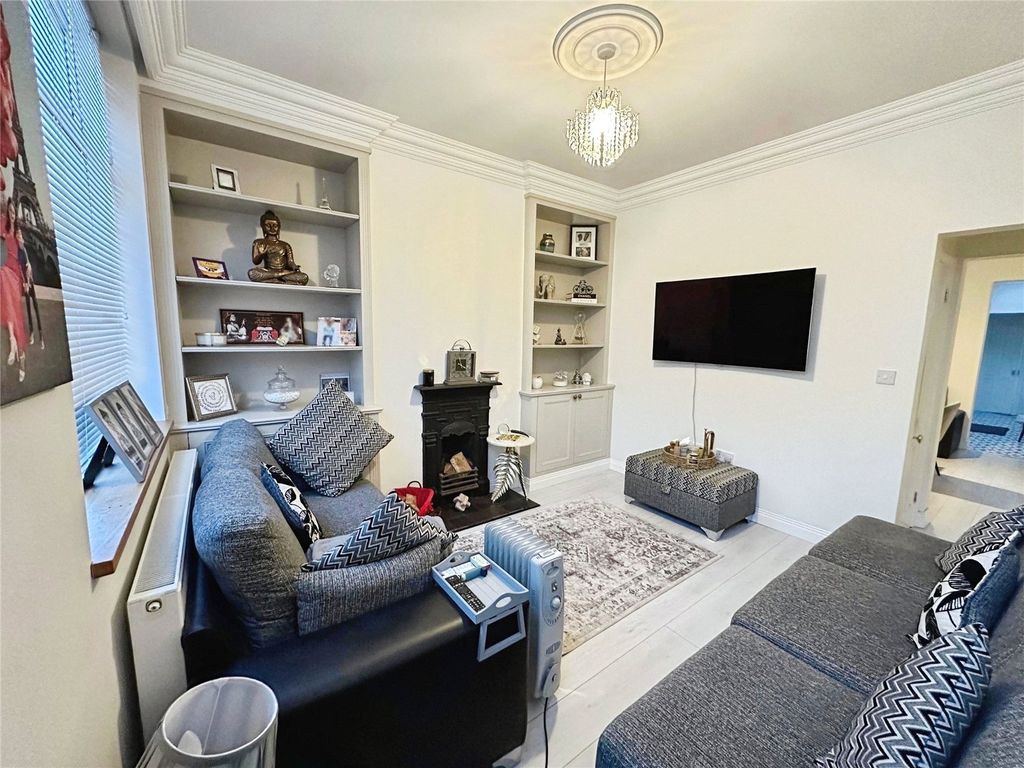 Property photo 2 of 9 Picture No. 03