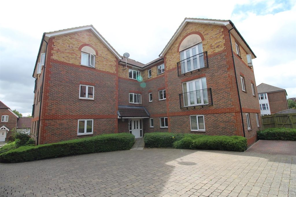 Property photo 1 of 6